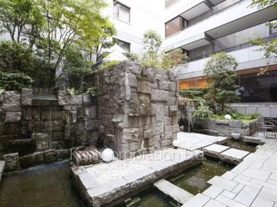 Courtyard/Greenery