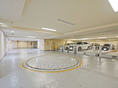 Parking Lot