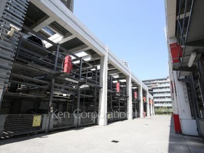  Parking Lot