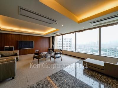 Sky View Lounge(24F)