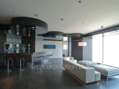 Sky View Lounge