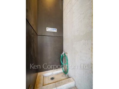 Pet care facility