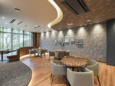 Sky View Lounge