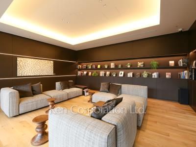 Garden Lounge