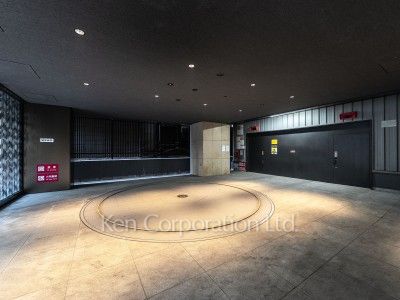 Parking Lot