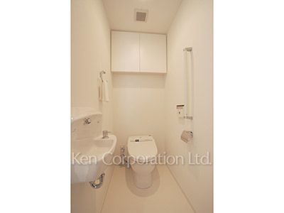 Lavatory