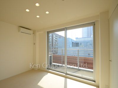 Bedroom ※Photo of the same layout on 4 floor. Decoration and fixture may differ.