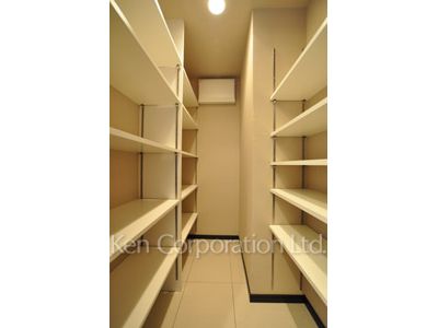 Closet