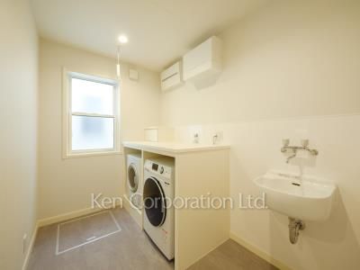 Other Interior/Fixtures