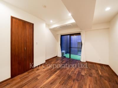 Service Space (Extra room space)