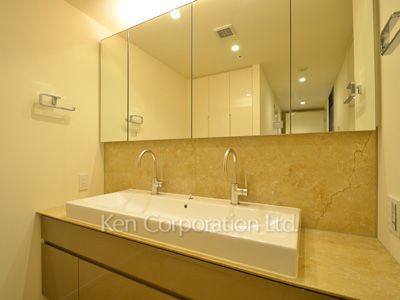 Powder Room