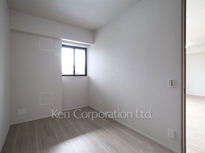 Bedroom ※Photo of the same layout on 5 floor. Decoration and fixture may differ.