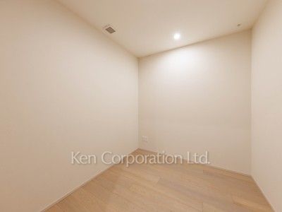 Den ※Photo of the same layout on 35 floor. Decoration and fixture may differ.