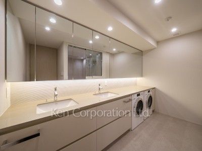 Powder Room