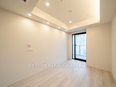 Bedroom ※Photo of the same layout on 10 floor. Decoration and fixture may differ.