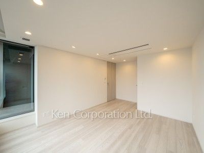 Bedroom ※Photo of the same layout on 10 floor. Decoration and fixture may differ.