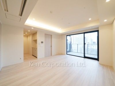 Living-Dining ※Photo of the same layout on 10 floor. Decoration and fixture may differ.