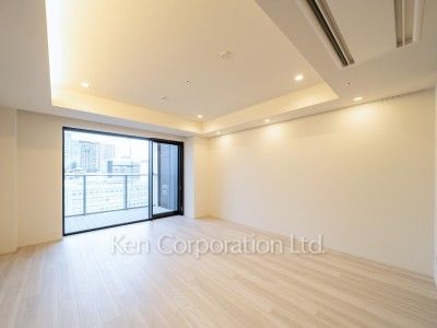 Living-Dining ※Photo of the same layout on 10 floor. Decoration and fixture may differ.