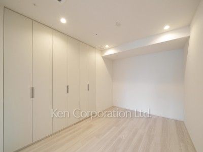 Bedroom ※Photo of the same layout on 10 floor. Decoration and fixture may differ.
