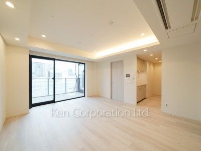 Living-Dining ※Photo of the same layout on 10 floor. Decoration and fixture may differ.
