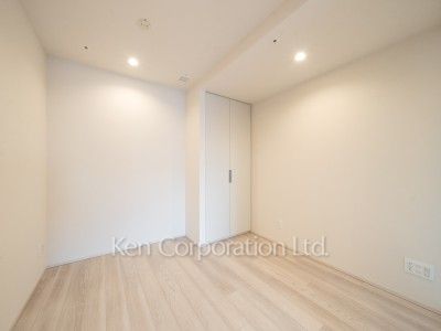 Bedroom ※Photo of the same layout on 10 floor. Decoration and fixture may differ.