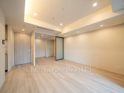 Living-Dining ※Photo of the same layout on 10 floor. Decoration and fixture may differ.
