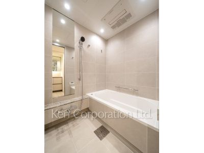 ※Photo of the same layout on 10 floor. Decoration and fixture may differ.