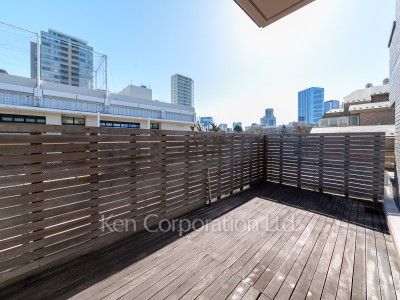 Roof Balcony