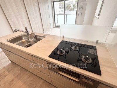 Kitchen ※Photo of the same layout on 3 floor. Decoration and fixture may differ.