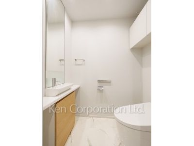 Lavatory
