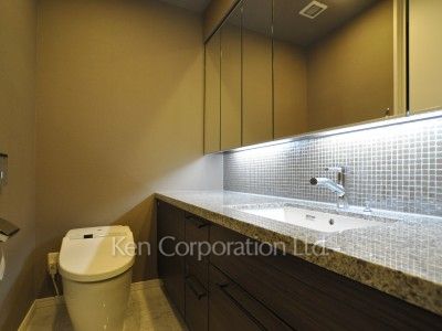 *Photo of similar layout