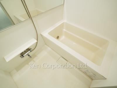 Bath ※Photo of the same layout on 1 floor. Decoration and fixture may differ.