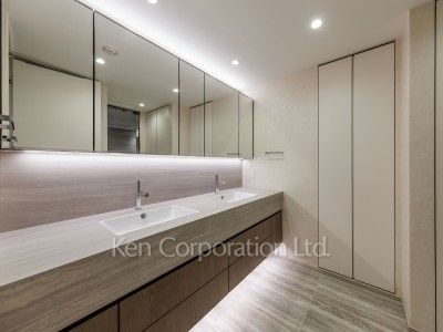 Powder Room