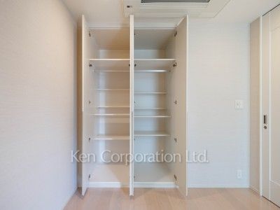 Closet