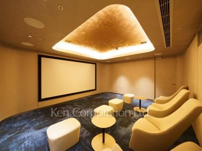 Cinema Lounge