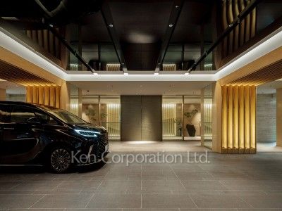 COACH ENTRANCE